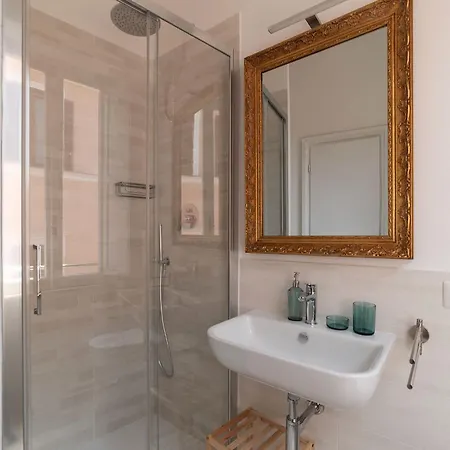 2 Bedroom Flat With Vatican Terrace Apartmán