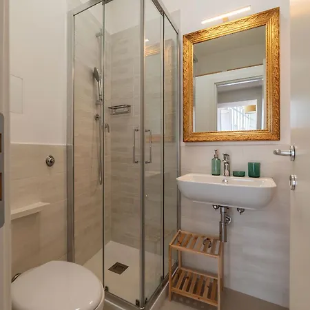 Apartmán 2 Bedroom Flat With Vatican Terrace