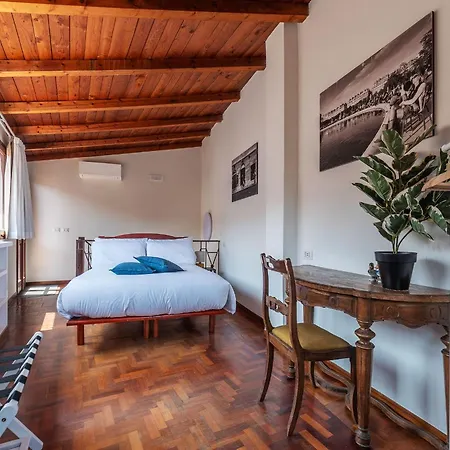 2 Bedroom Flat With Vatican Terrace Apartmán *