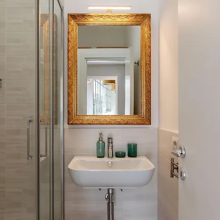 2 Bedroom Flat With Vatican Terrace Apartmán *
