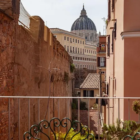 2 Bedroom Flat With Vatican Terrace * Řím