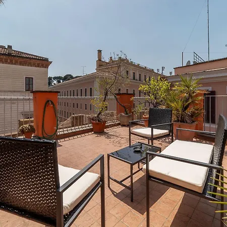 Apartmán 2 Bedroom Flat With Vatican Terrace