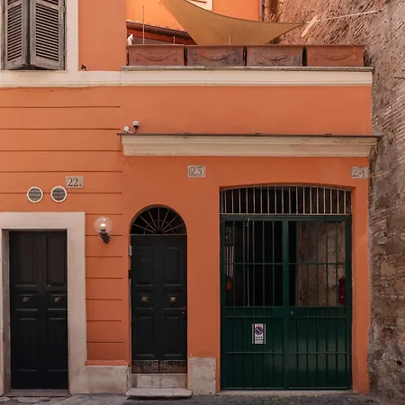 Apartmán 2 Bedroom Flat With Vatican Terrace *