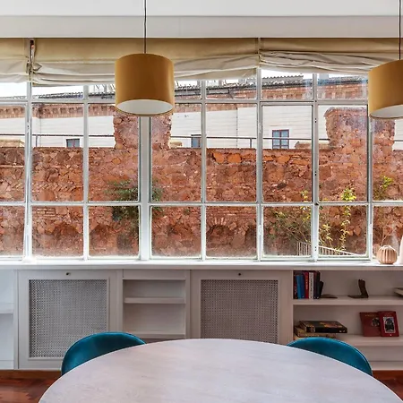 2 Bedroom Flat With Two Private Vatican Terrace *